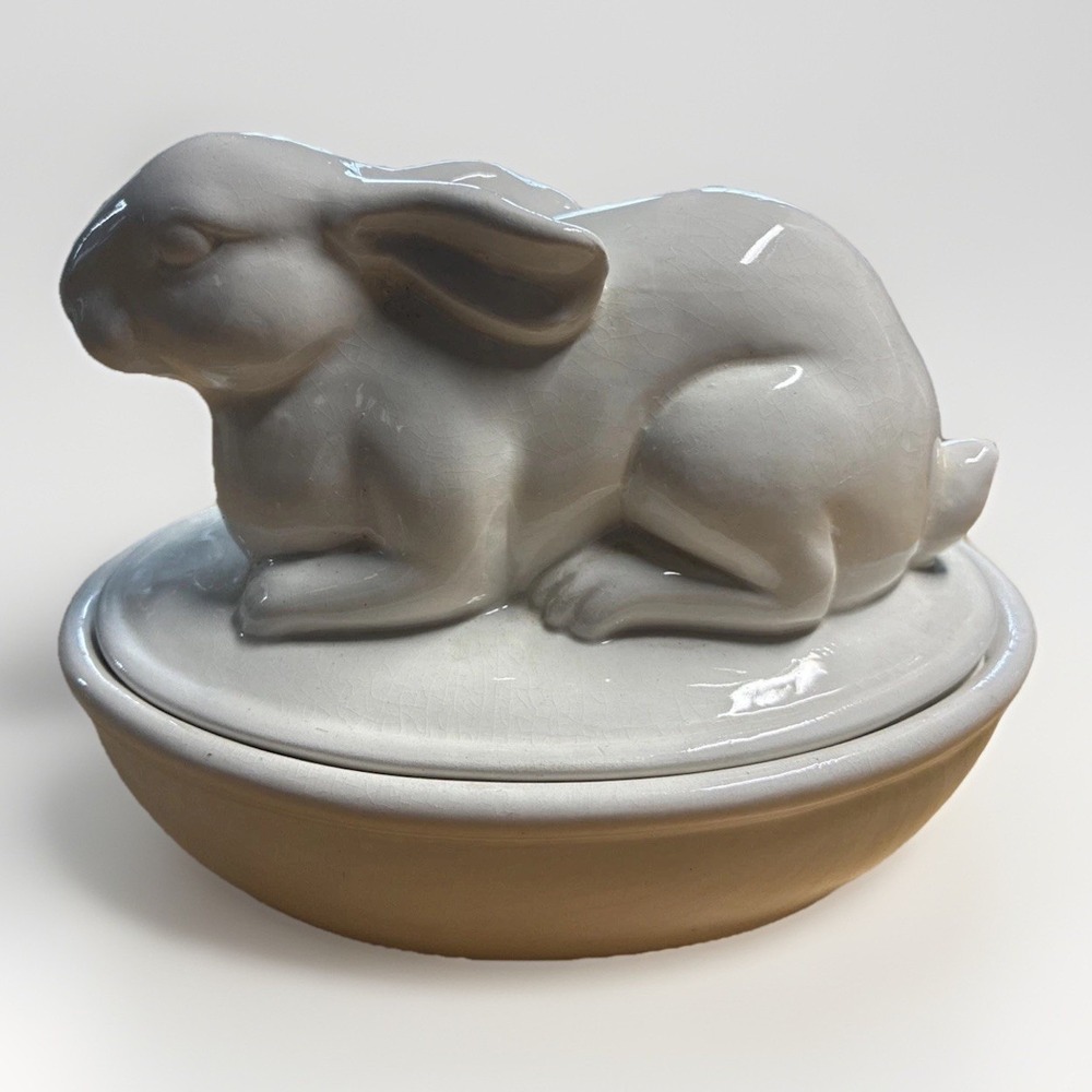 VTG White Glazed Ceramic Rabbit Bunny On Nest Condiment Trinket Dish Candy Jar